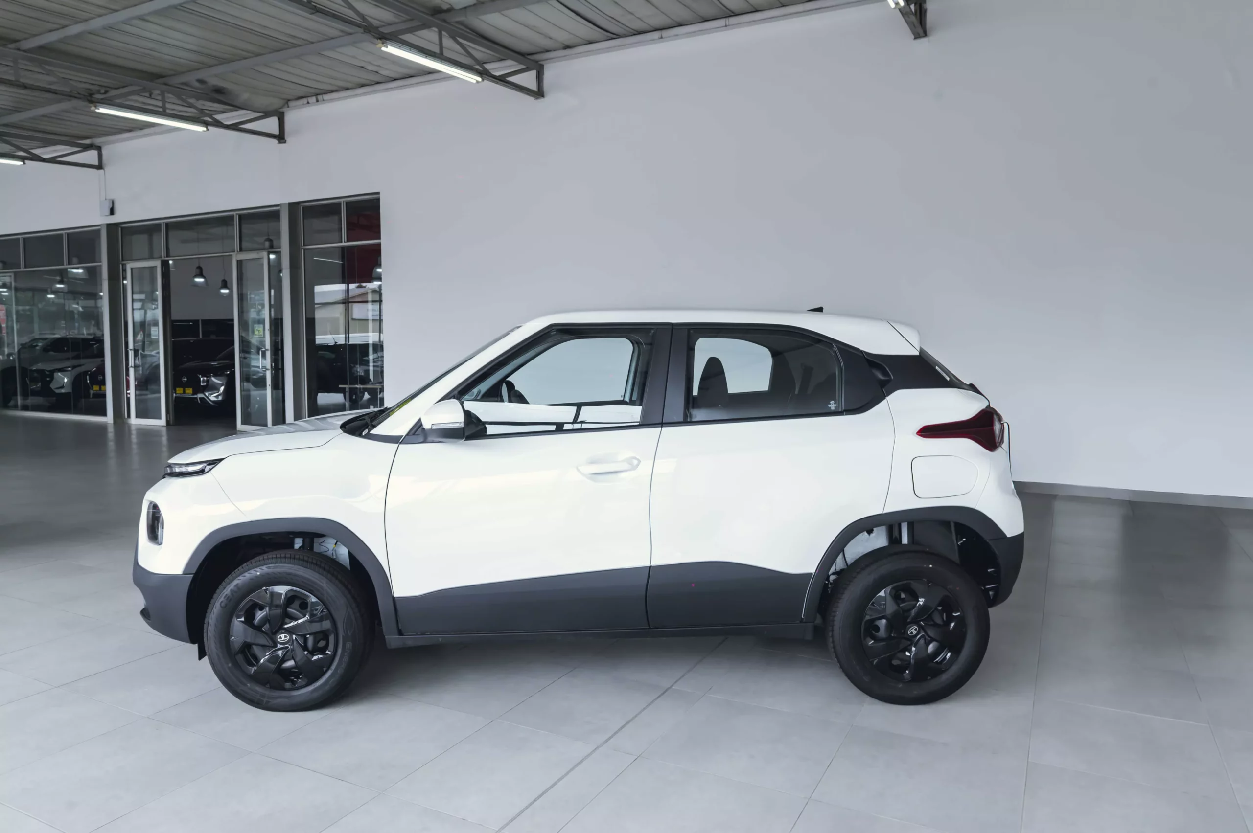 Vehicle Image for 3/3for Tata Punch 1.2 Adventure+ S manual (manual | petrol)